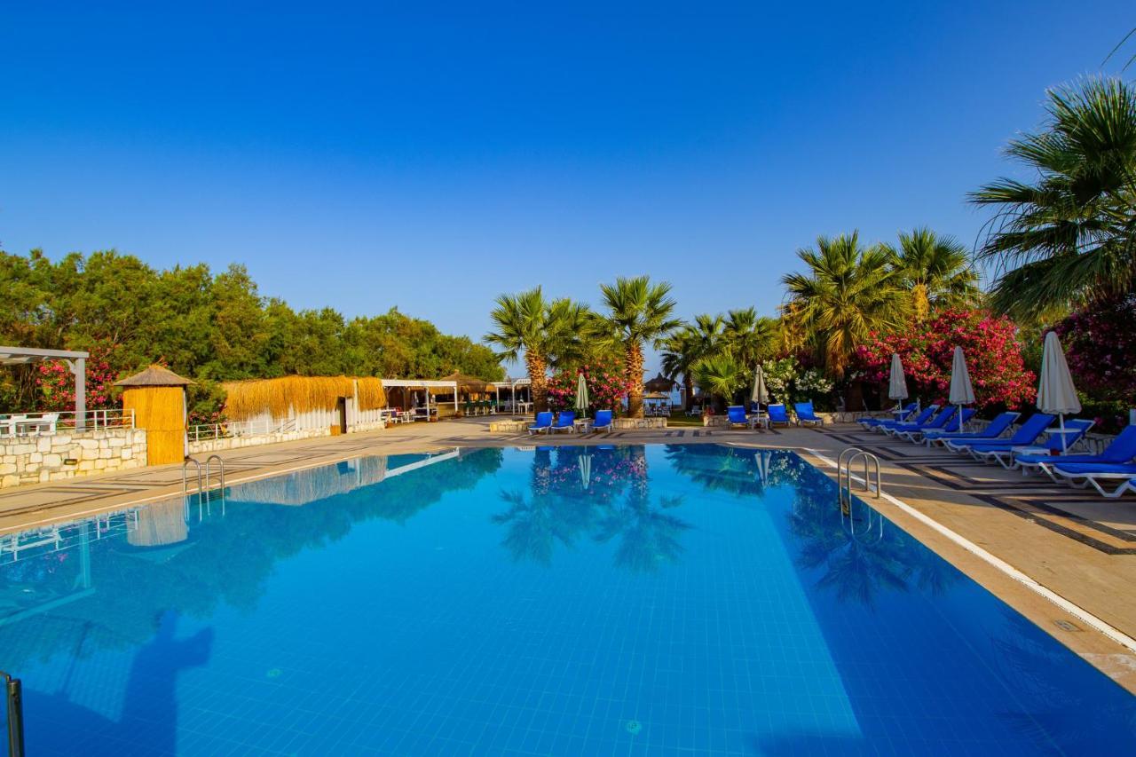 Ladonia Hotels Zemda Guemuesluek Exterior photo