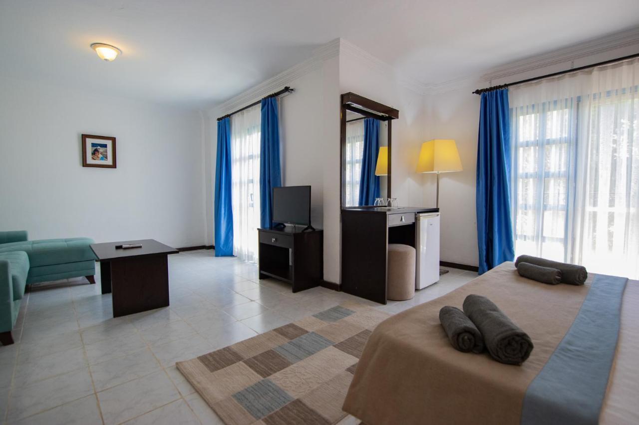 Ladonia Hotels Zemda Guemuesluek Exterior photo