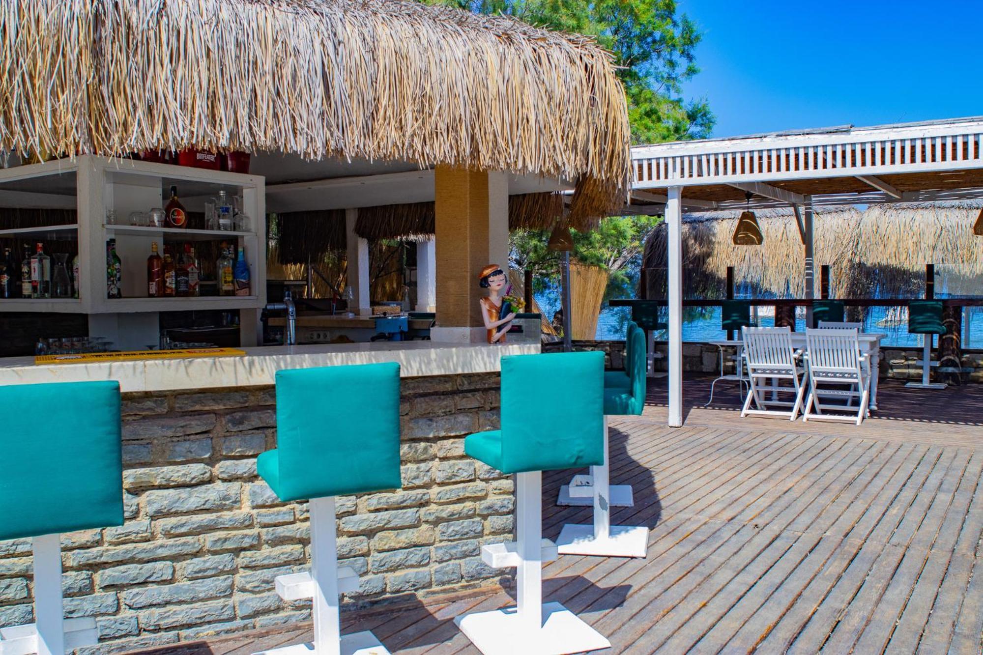 Ladonia Hotels Zemda Guemuesluek Exterior photo