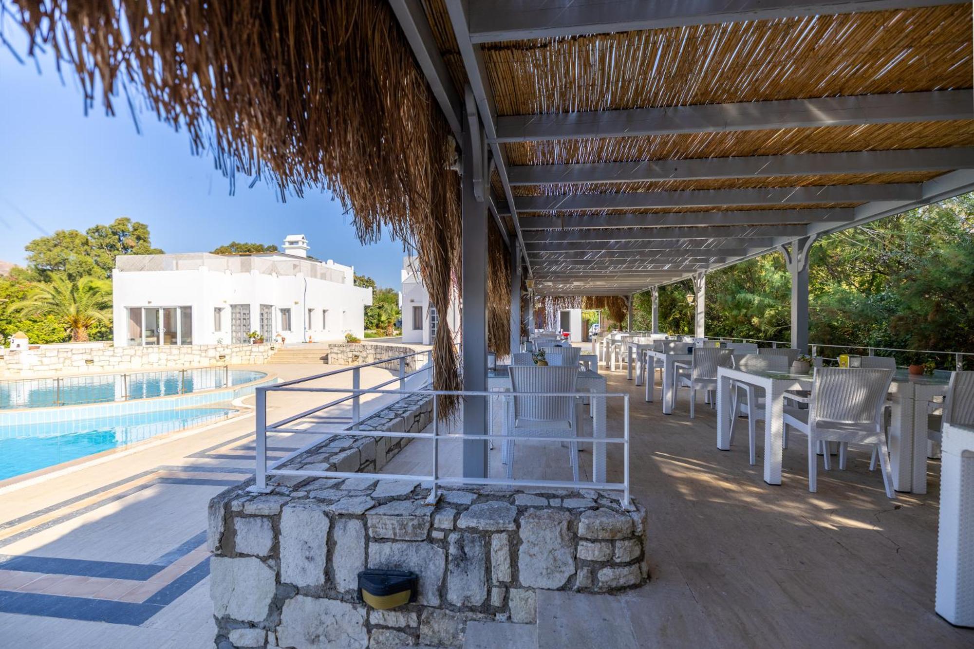 Ladonia Hotels Zemda Guemuesluek Exterior photo